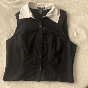 Cute Gothic button up!